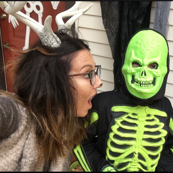 Meet your Posher, Allison - Picture 1 of 1